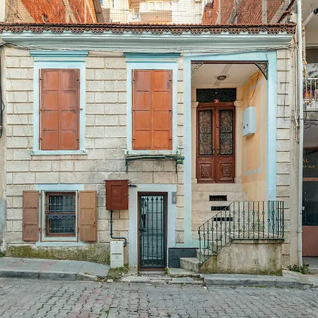 3min To The Historical Elevator,quiet And Peaceful Apartment