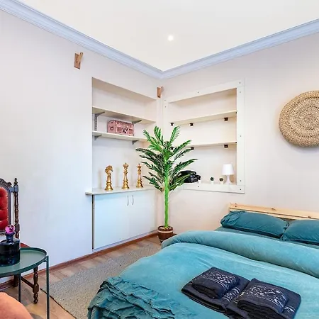 3min To The Historical Elevator,quiet And Peaceful Izmir